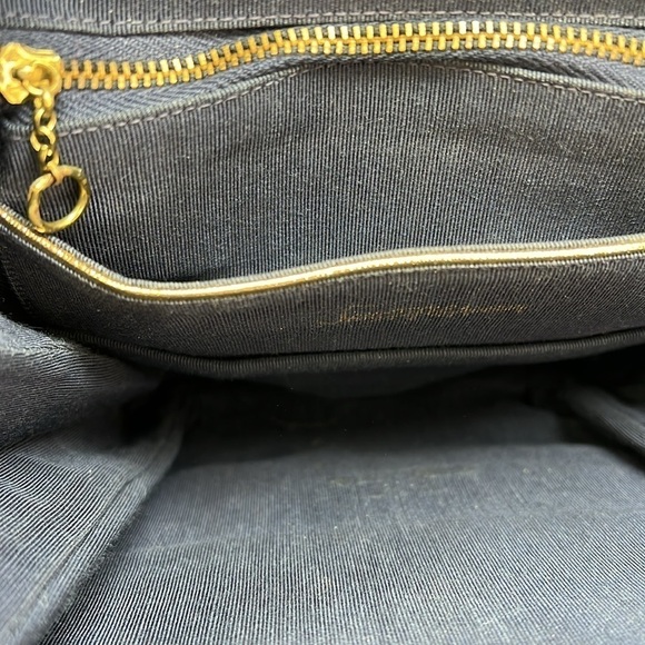 Saks Fifth Avenue Vintage Patent Leather Navy Red Beige Shoulder Bag - Picture 15 of 16